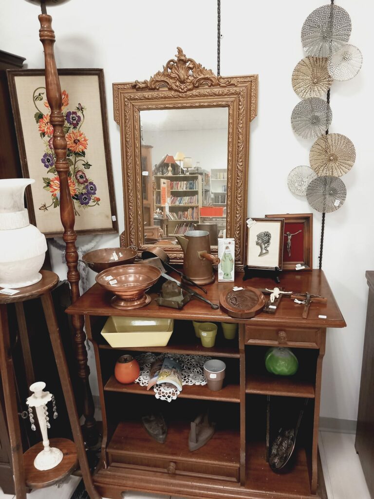 coin broc brocante vintage ancien